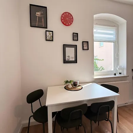 Stay&work - Hermsdorfer Strasse 公寓