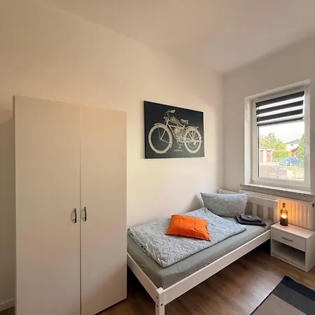 Stay&work - Hermsdorfer Strasse 公寓 *